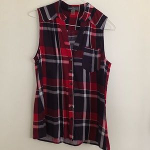 XS plaid sleeveless shirt
